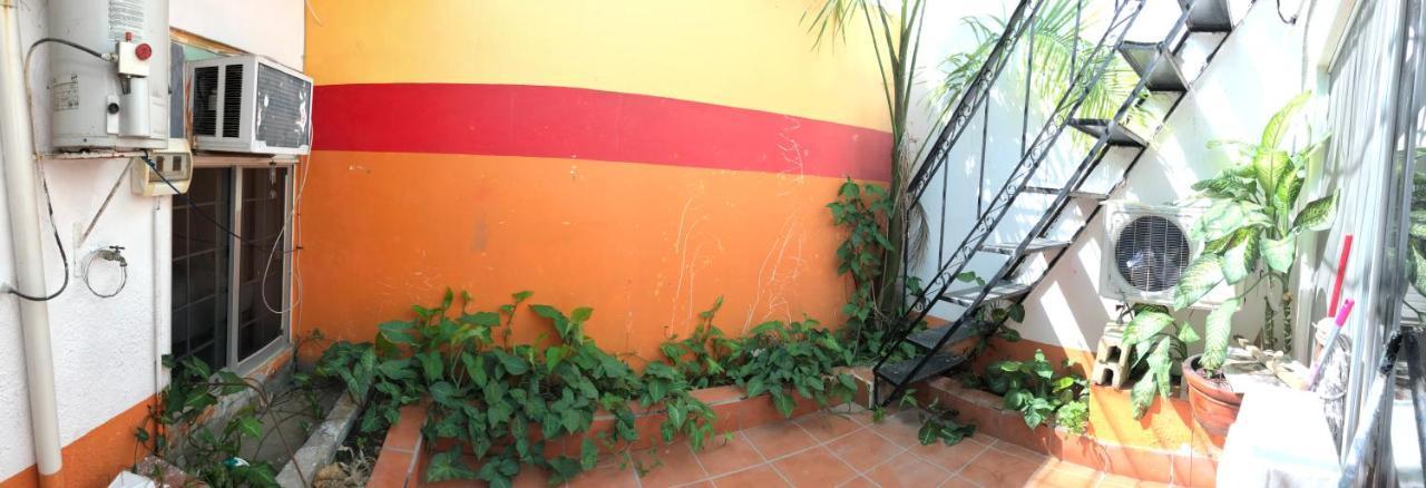 Mini Hostal Cultural de Mazatlán Esterno foto