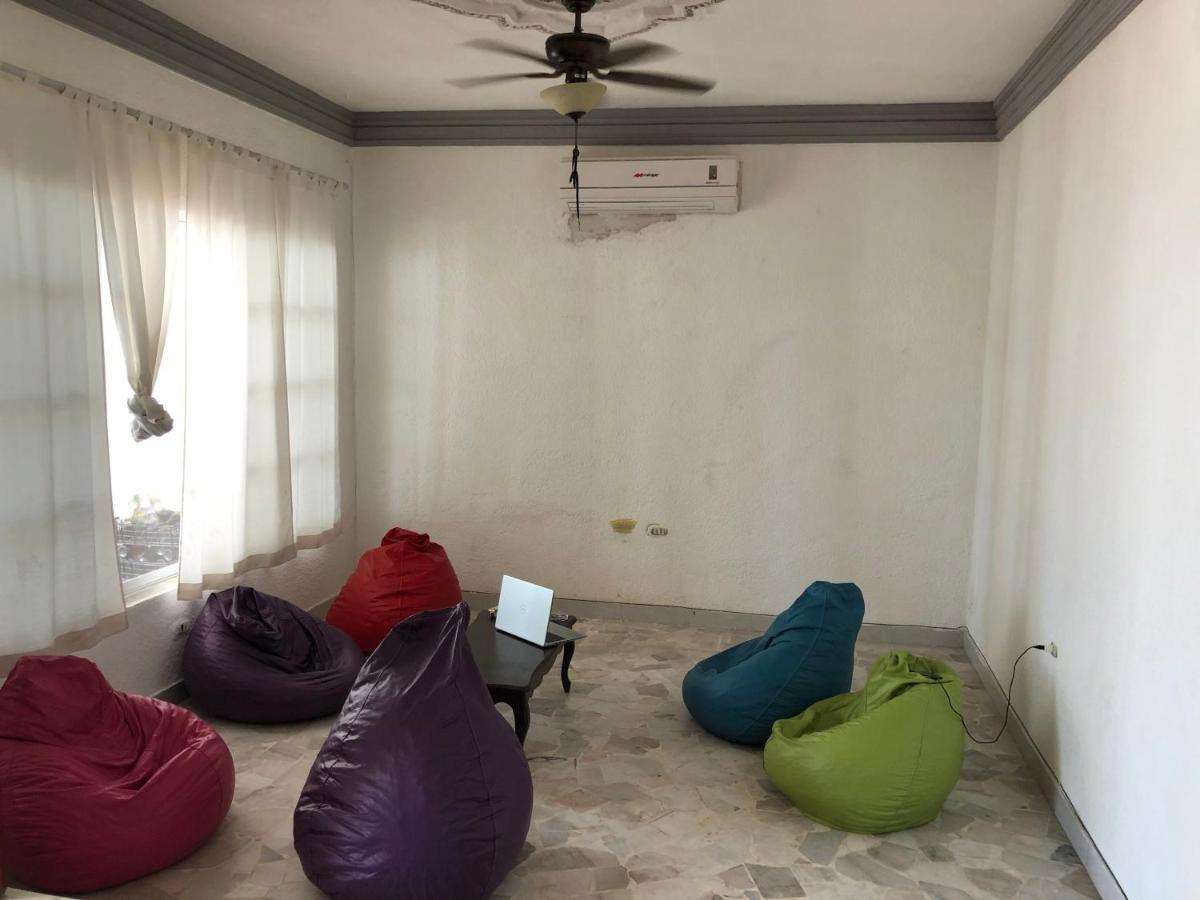 Mini Hostal Cultural de Mazatlán Esterno foto
