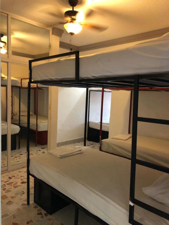 Mini Hostal Cultural de Mazatlán Esterno foto